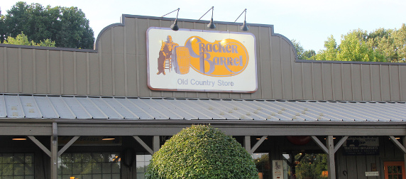 exterior of a Cracker Barrel in Abingdon, VA