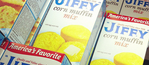 Jiffy corn muffin mix boxes, in detail