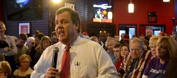 Chris Christie speaking to a crowd in Ames, Iowa