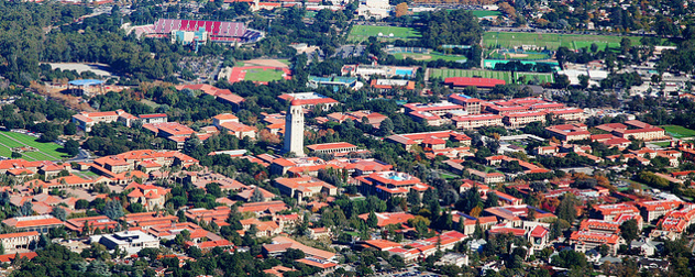 Hoover Tower and the Stanford University campus, seen from the air