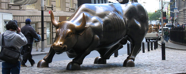 Wall Street bull statue