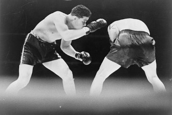 Joe Louis boxing against Max Schmeling