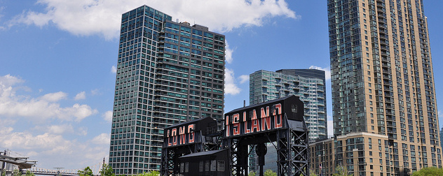 Gantry Plaza State Park.