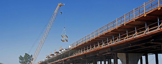 construction of the Fresno River Viaduct.