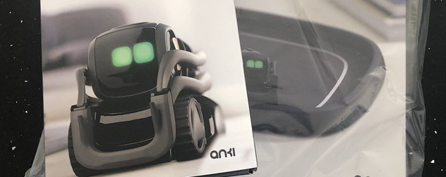 packaging for Anki's Vector.